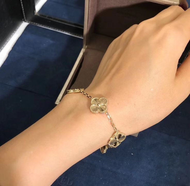 Van Vintage Bracelet