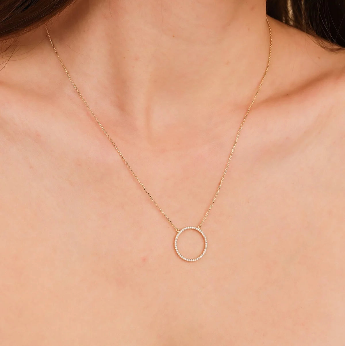 Minimalist Round Pendant