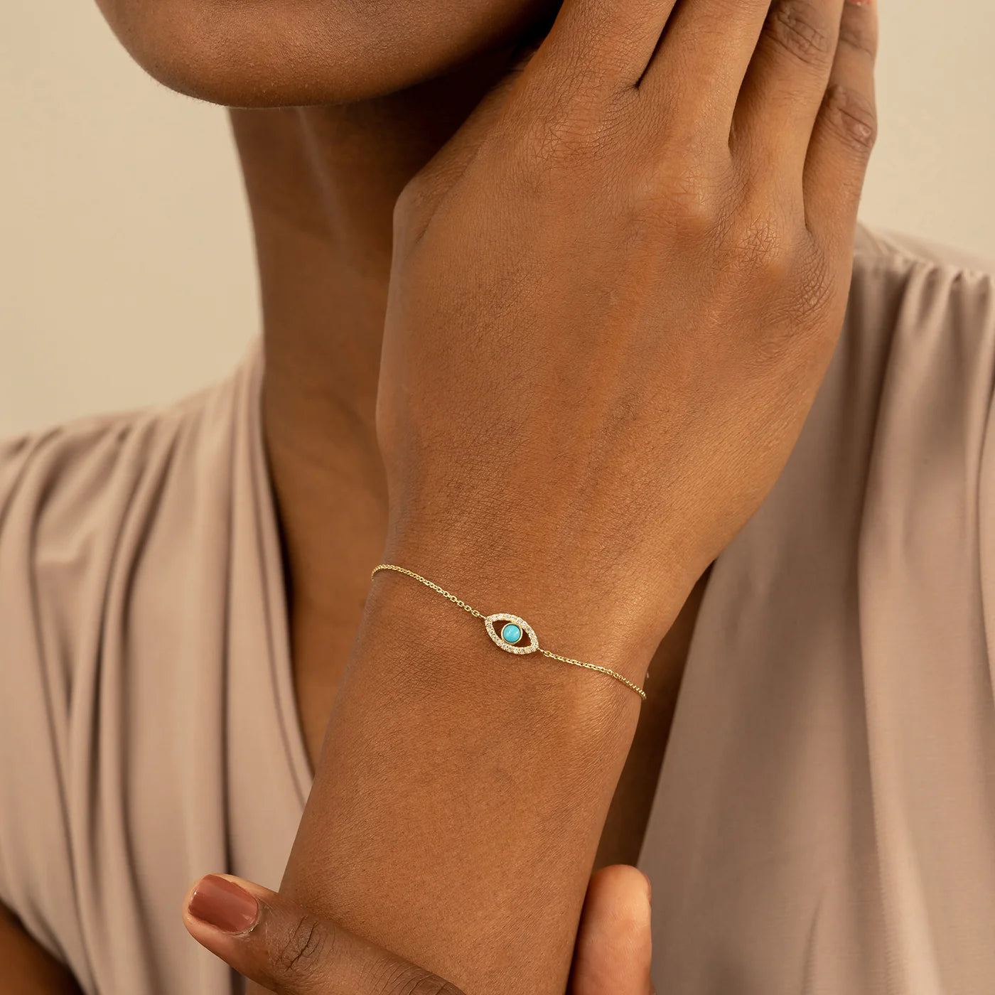 Minimal Evil Eye Bracelet