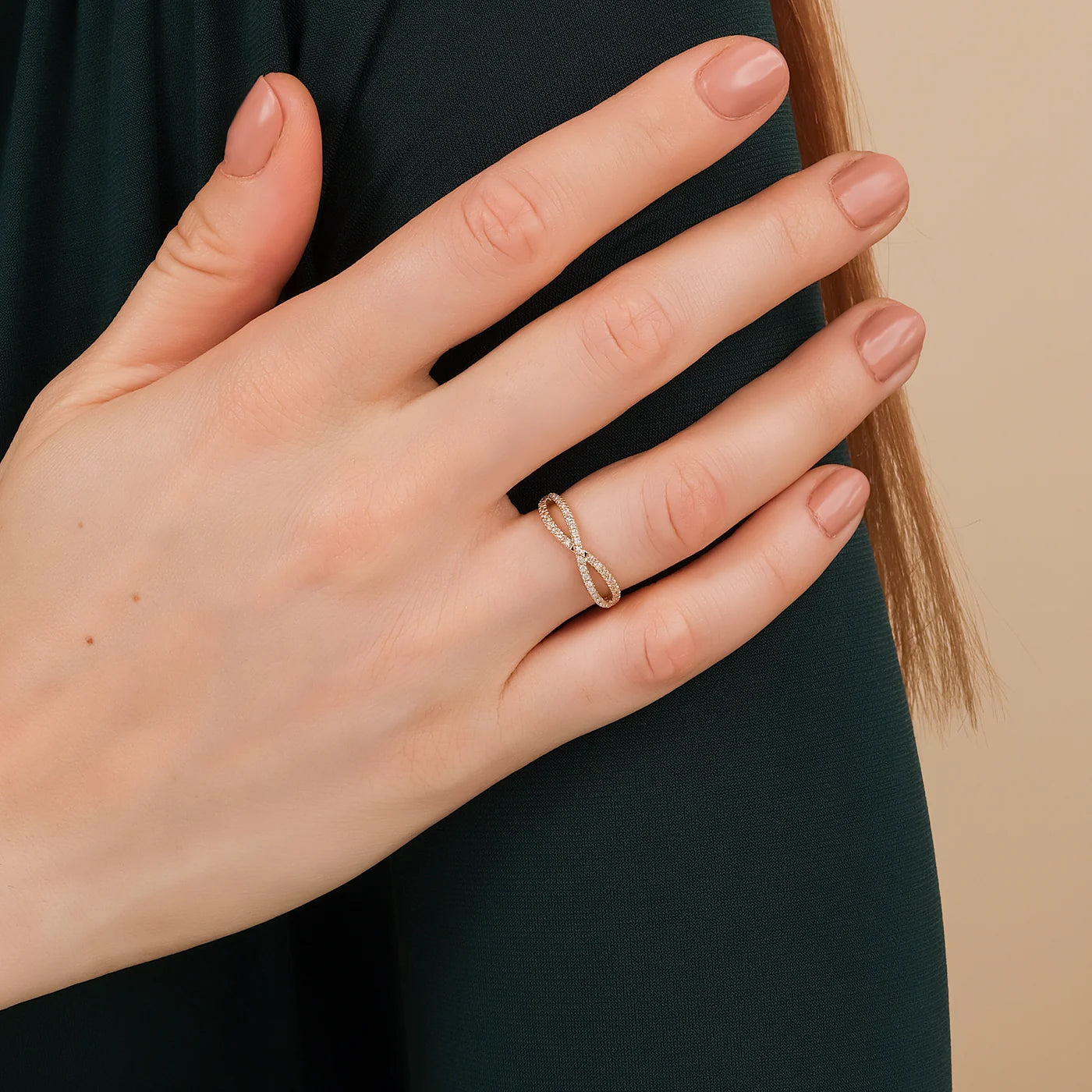 Twisted Eternity Band