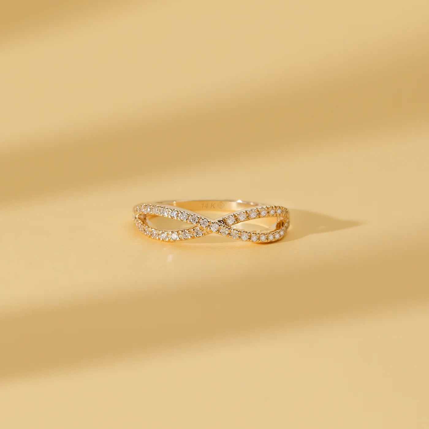Twisted Eternity Band