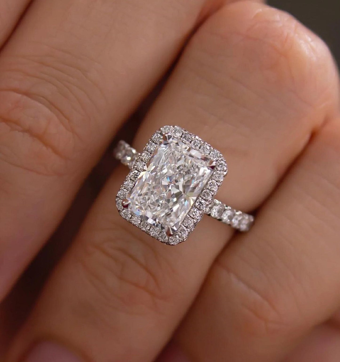 Halo Radiant Cut Ring