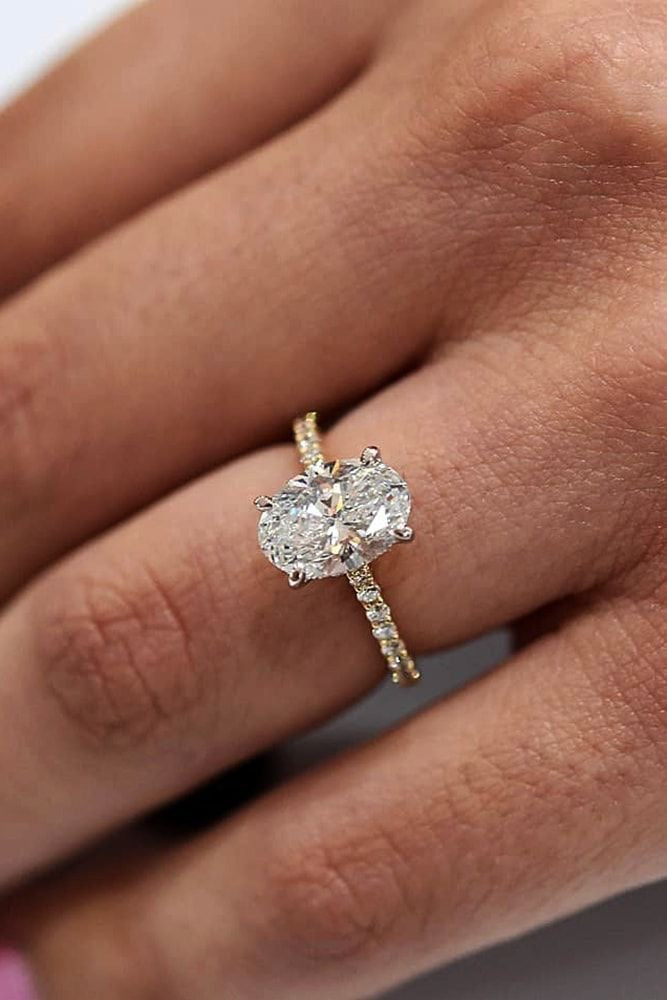 Oval Cut Crusted Band