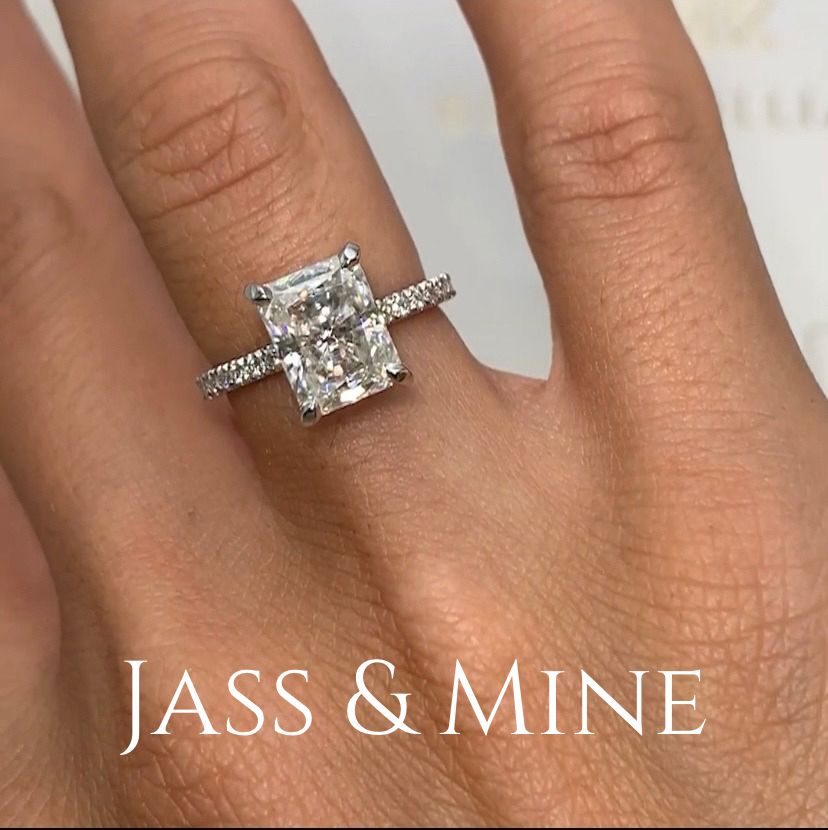Hidden Halo Radiant Cut Ring