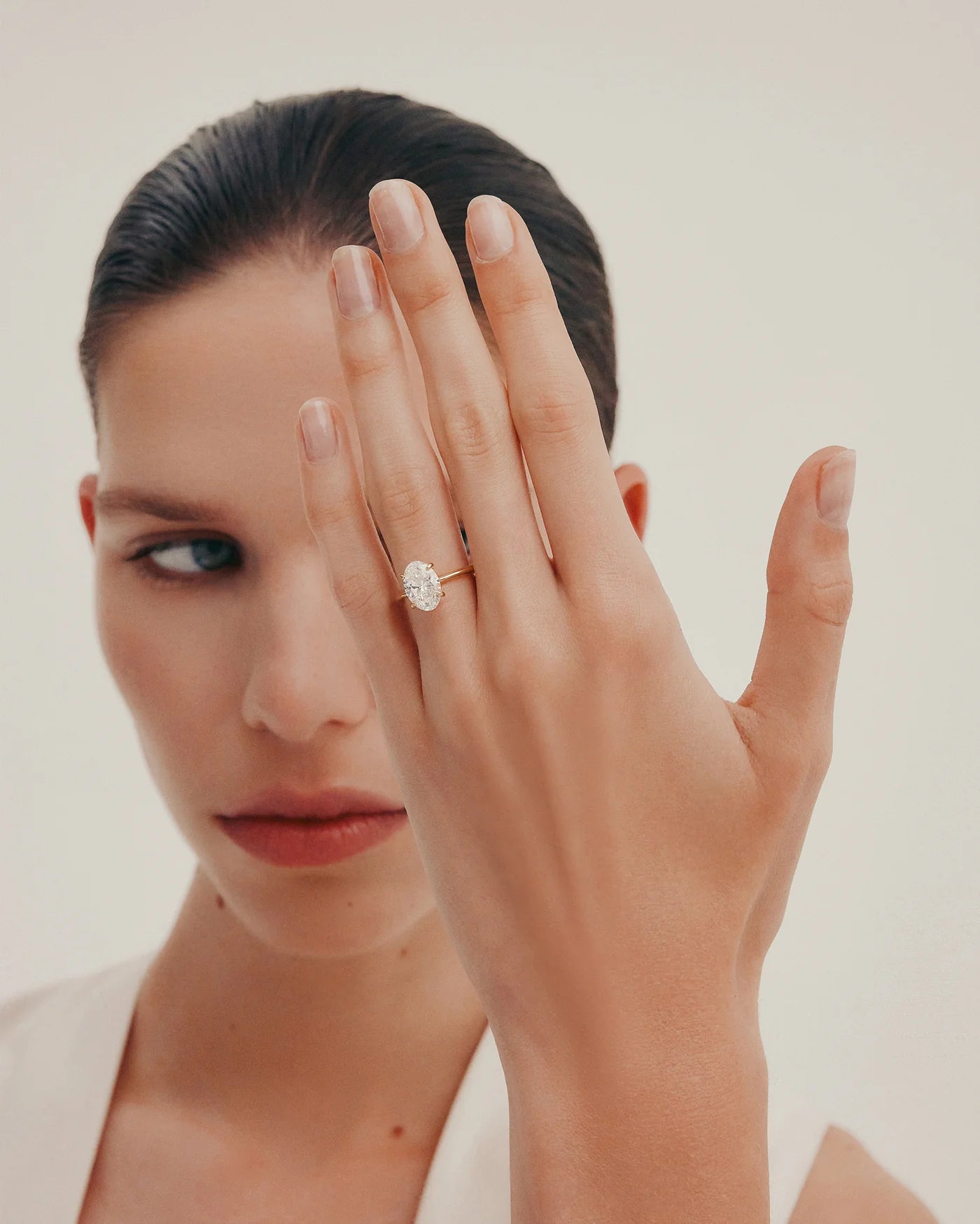 Oval cut Solitaire